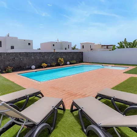 Vv Misy By Hh Villa Playa Blanca (Lanzarote)